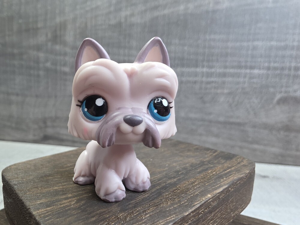 LPS Littlest Pet Shop 1201 Purple Westie Dog Blue Dot Eyes Hasbro g58